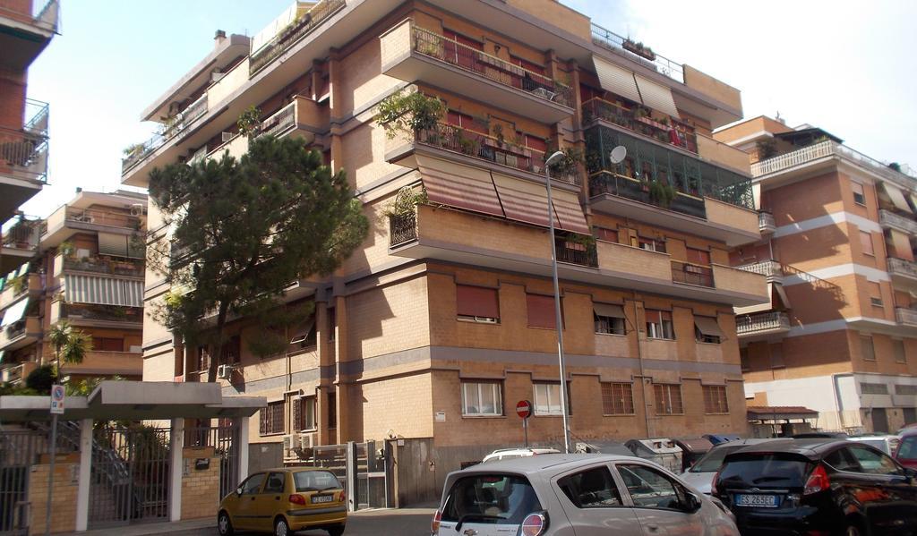 Roma Tourist House Hotel Exterior foto