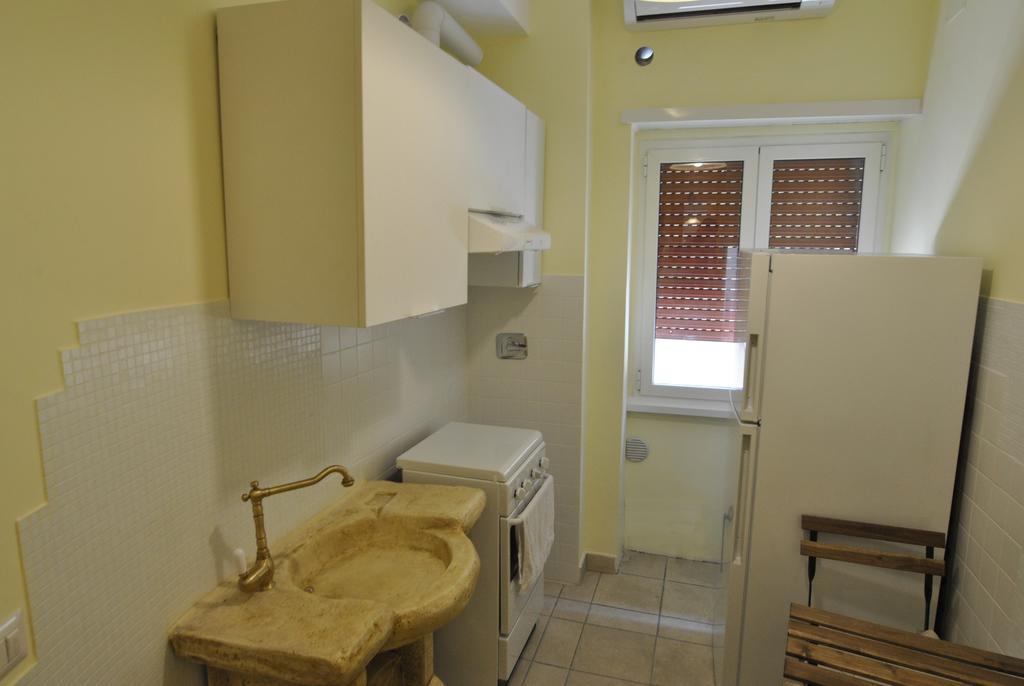 Roma Tourist House Hotel Exterior foto