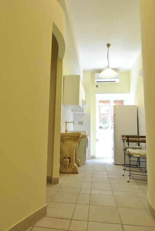 Roma Tourist House Hotel Exterior foto
